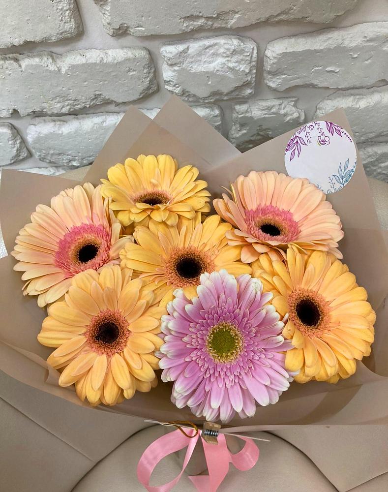 Букет цветов из: Герберы в Буе