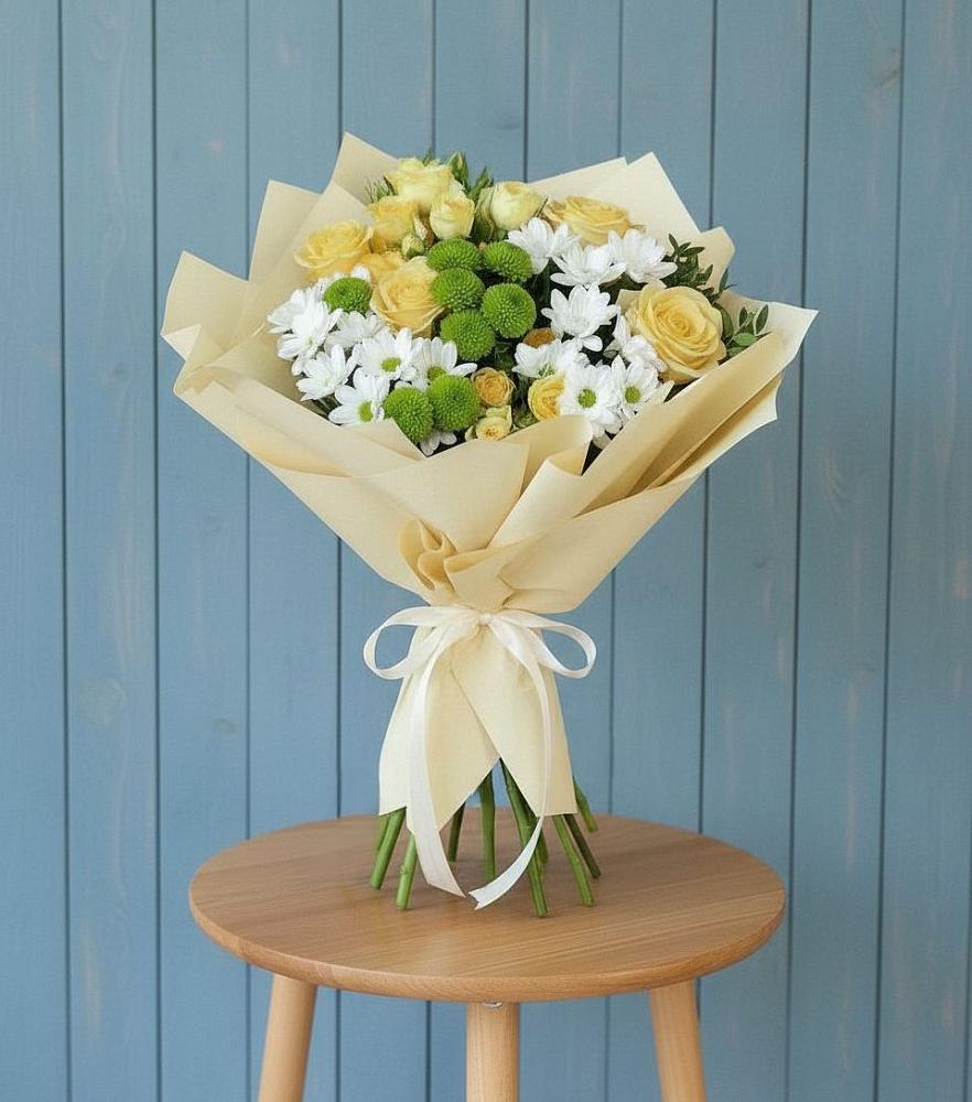 Букет цветов из: Хризантемы и Розы в Буе