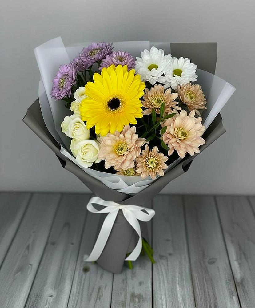 Букет цветов из: Розы, Герберы и Хризантемы в Буе