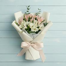 Букет цветов из:  Альстромерии #REPLACE_PRED# Буе