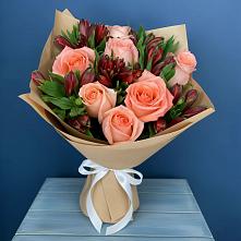 Букет цветов из:  Розы и Альстромерии в Буе