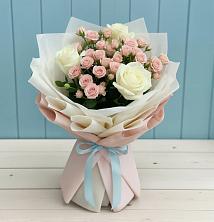 Букет цветов из:  Розы в Буе