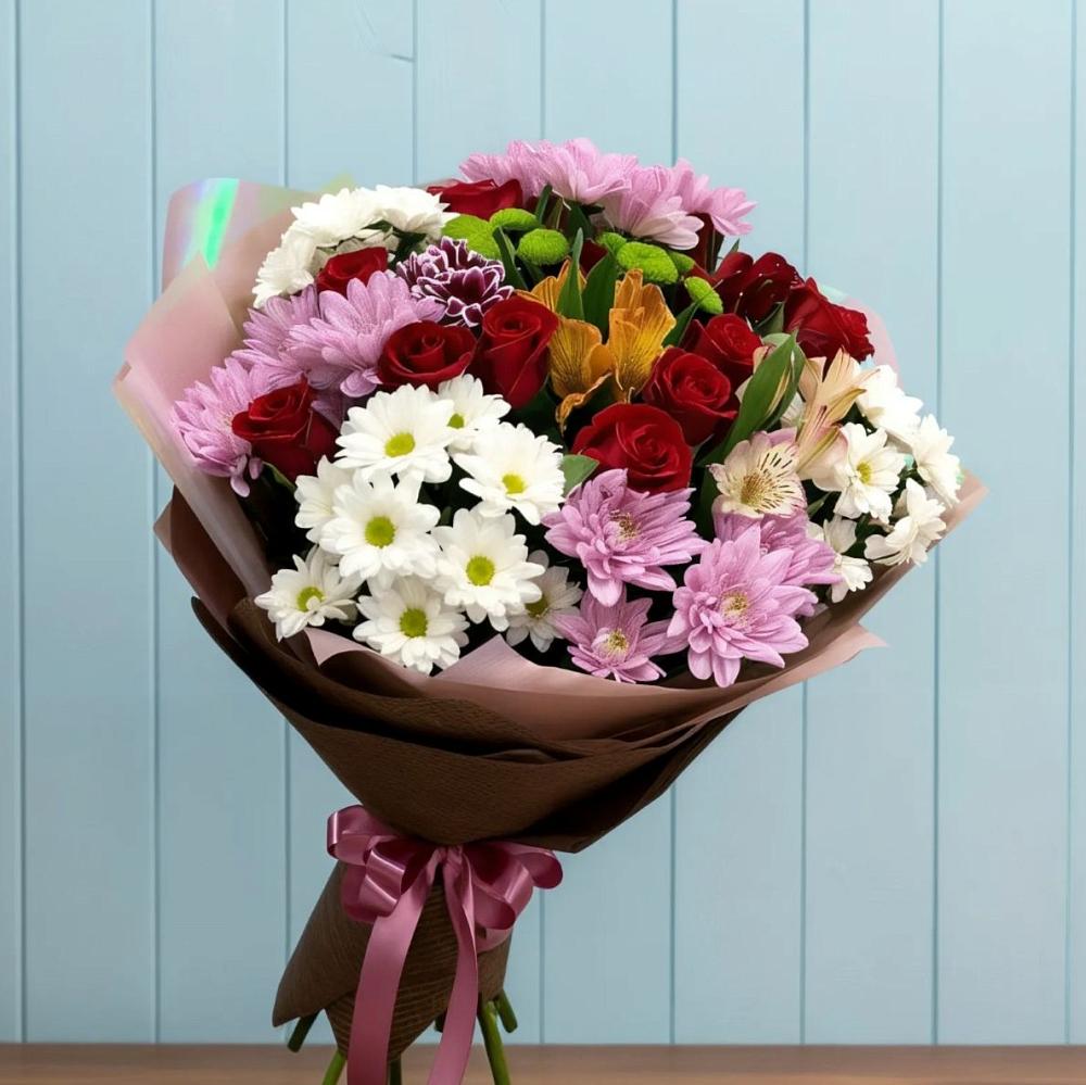 Букет цветов из: Розы, Хризантемы и Альстромерии в Буе