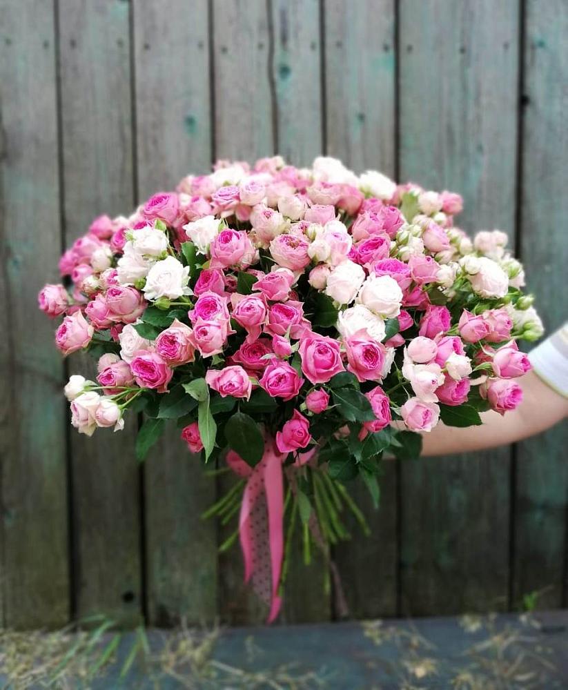 Букет Розовые кустовые розы Натали и Лав Лидия в Буе