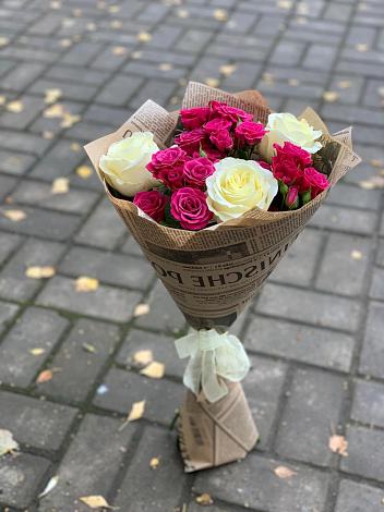 Букет цветов из: Розы в Буе