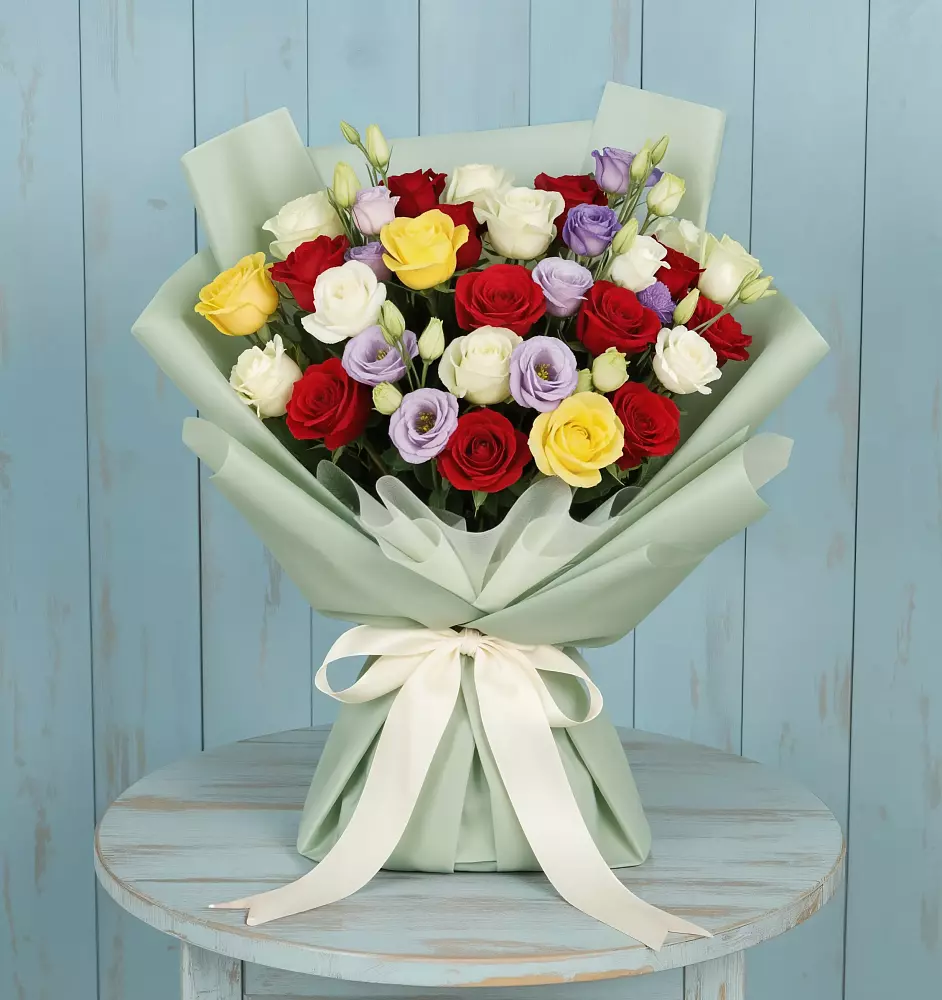 Букет цветов из: Розы в Буе