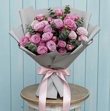Букет цветов из:  Розы в Буе